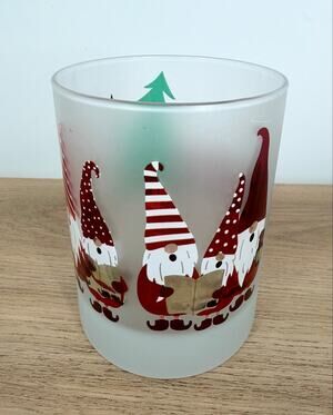 Vintage Culver Ltd Frosted Christmas Gnome Tumbler Glass Signed